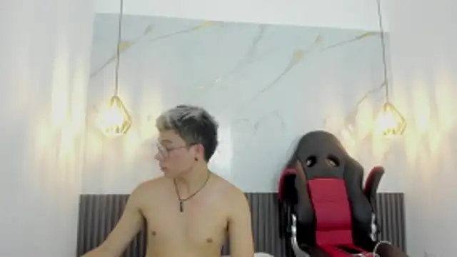 AndyFame1's cam snapshot