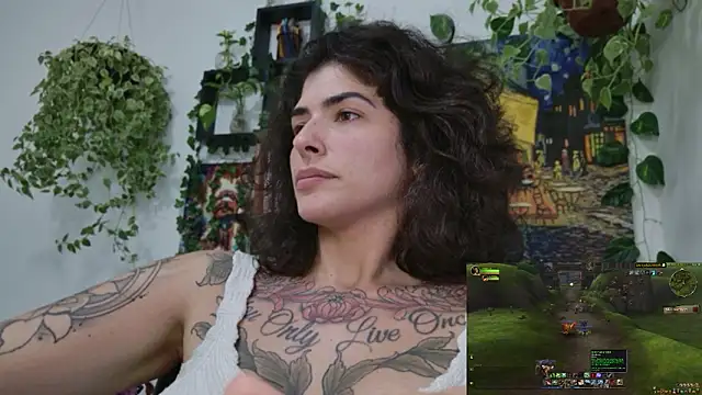 TaliMajesty's cam snapshot