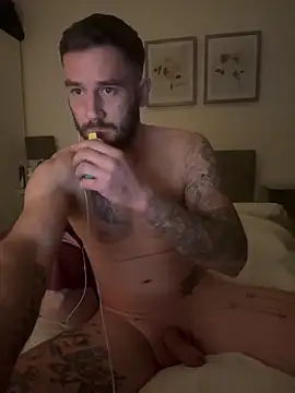 letsgetnaughty7's cam snapshot