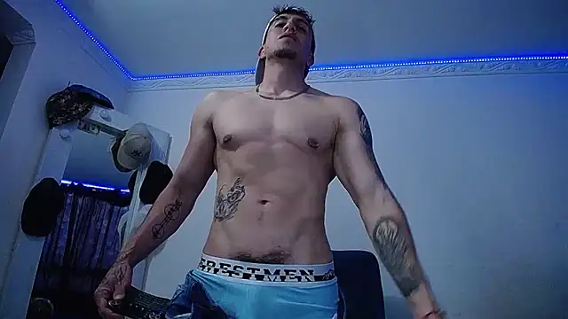 strongboy_'s cam snapshot