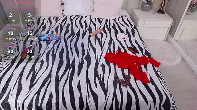 TamaraBeck's cam snapshot