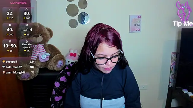 Ema__Luna's cam snapshot