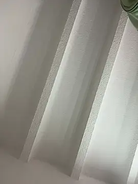 Cloew_Marz live sex cam