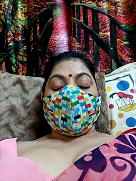 Ratna-777 live sex cam