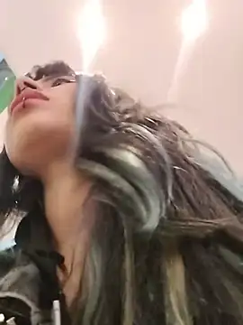 _C_A_O_S-_-'s cam snapshot