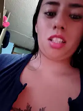 ashleymonroe4's cam snapshot