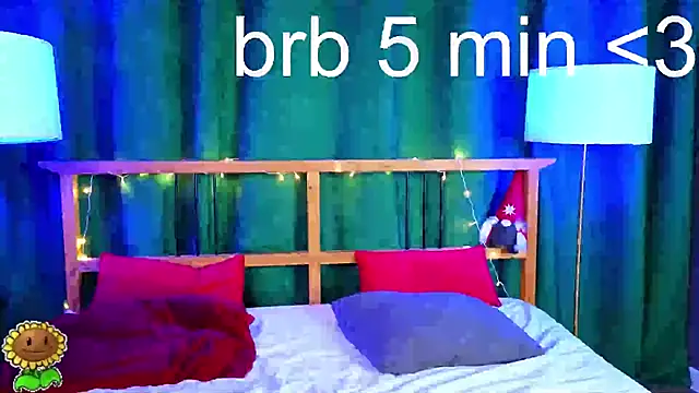 AliceZimmer's cam snapshot