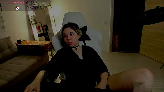 SpecterGirl's cam snapshot