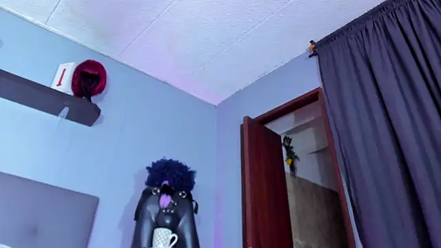 Coco_Kiss's cam snapshot