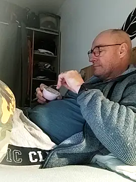 bogland33's cam snapshot