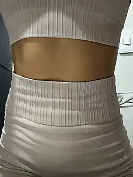 TaylorrHill's cam snapshot