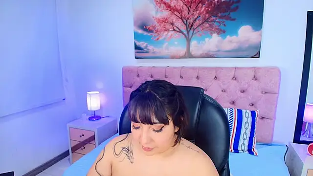 Emma_monserrat's cam snapshot