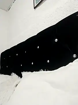 ElizabethWeil's cam snapshot