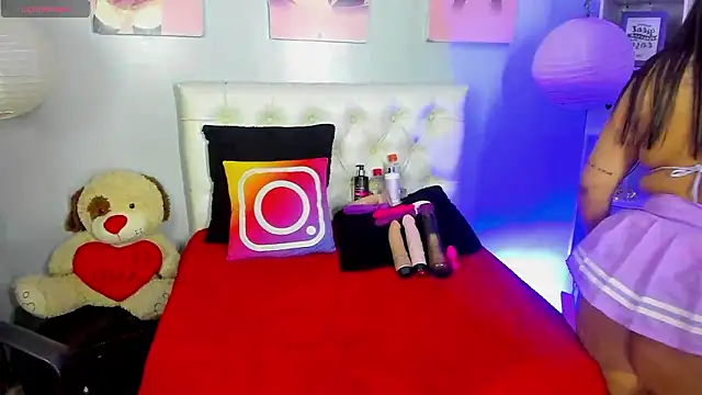 _Pamela_ebony live sex cam