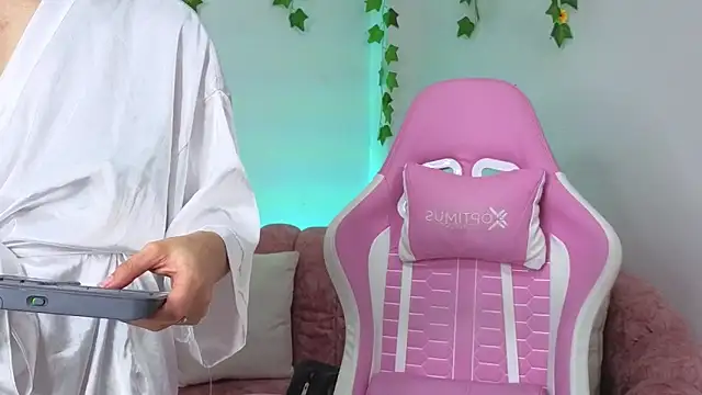 Madisonn_cortes's cam snapshot