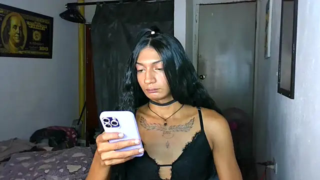 alexxa_Rooa live sex cam