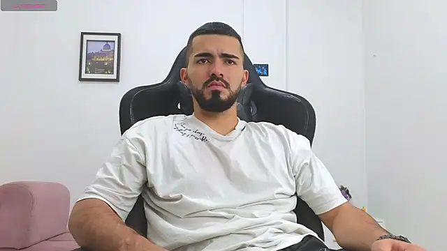 Massimoo_07 live sex cam