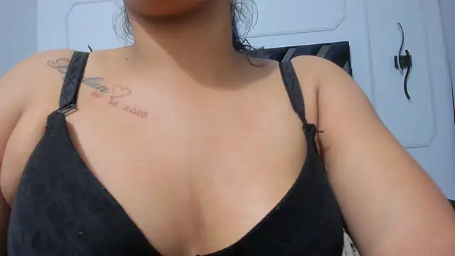 Tiana_Rossi's cam snapshot