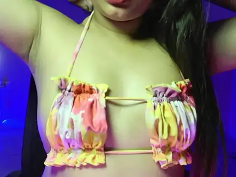 CutieVibe01's cam snapshot