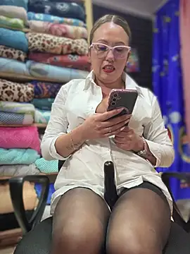 VIOLETA-25_'s cam snapshot