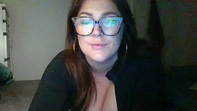 CurvyCara's cam snapshot