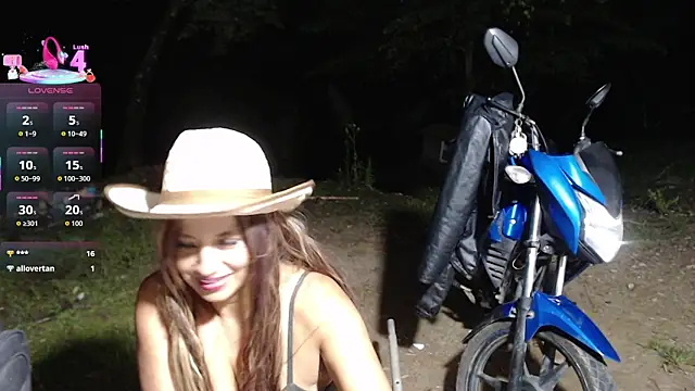 esmeralda_li live sex cam