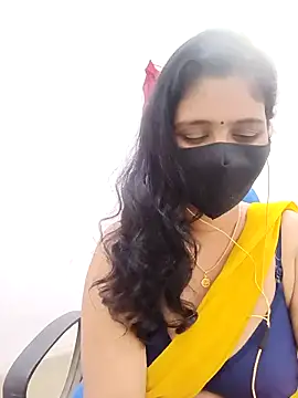 Lucky-Deepthi live sex cam