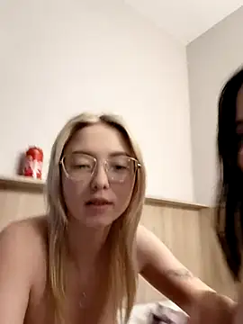 caressyourself live sex cam