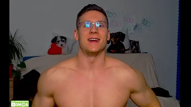 ZeinMiracles live sex cam