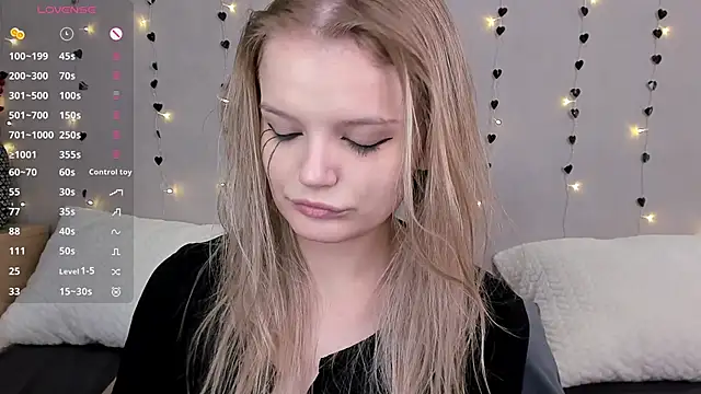 MicheleHonas's cam snapshot