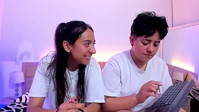 Gaia_n_Nix's cam snapshot