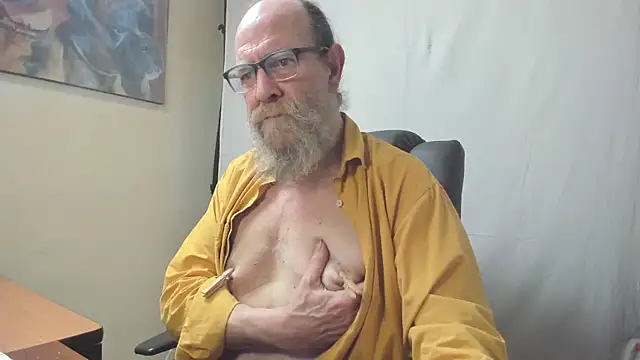 Uncle_Hottie live sex cam