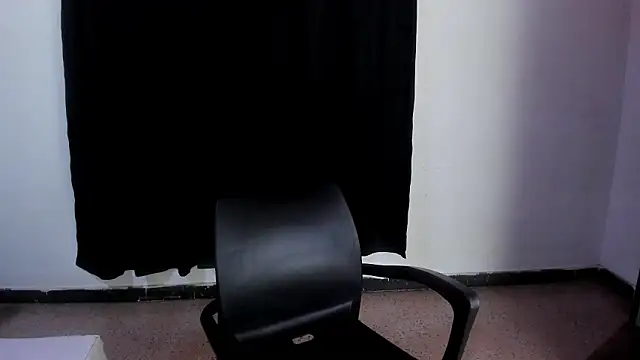 MATHY_ROBERT live sex cam