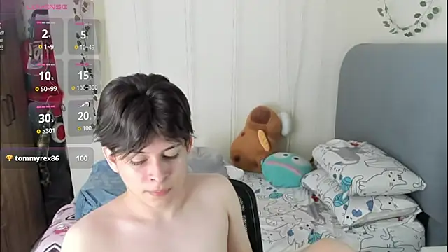 Felix_kitty live sex cam