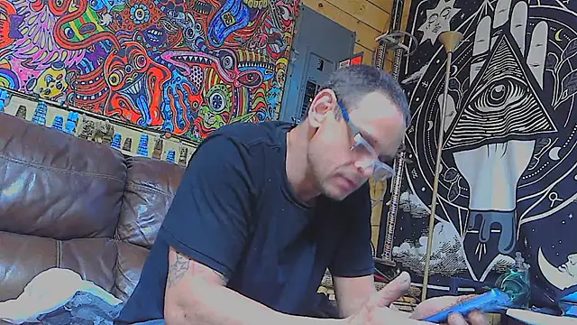 Buffshagswell live sex cam