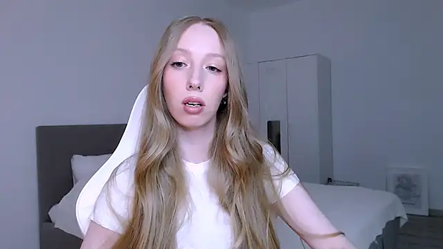 Luna_insniity's cam snapshot