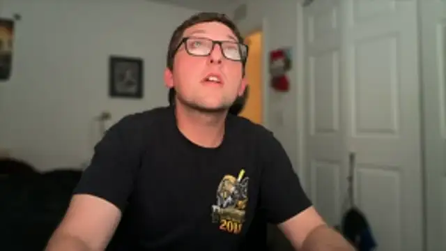 Sevenseas96's cam snapshot