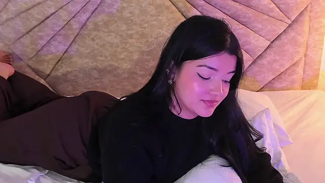 EmmaBlossom's cam snapshot