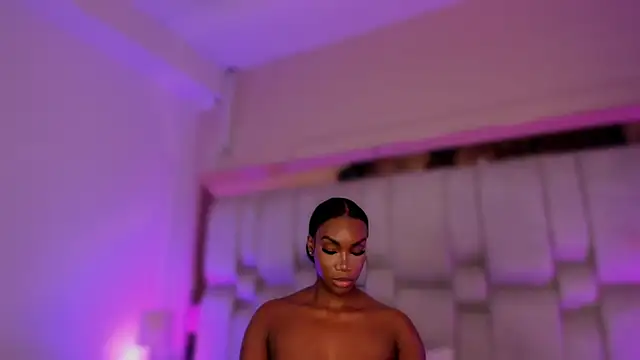 ChaynnaCooper's cam snapshot