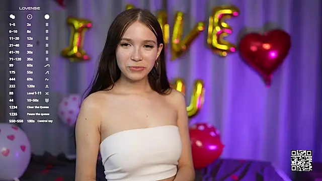 MiaHyzard live sex cam