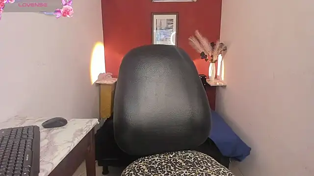 paula_lopez__'s cam snapshot