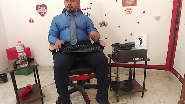 KalethBigDick live sex cam