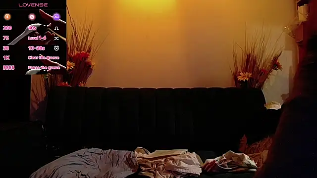 DalilaQueen_blowjob1's cam snapshot