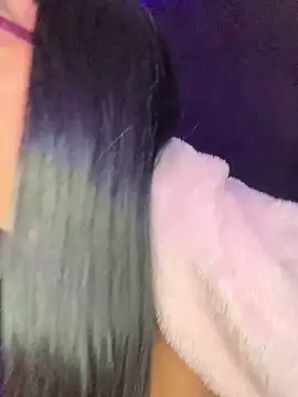 adara_muller_'s cam snapshot