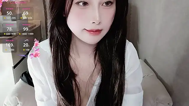 Blossom-666 live sex cam