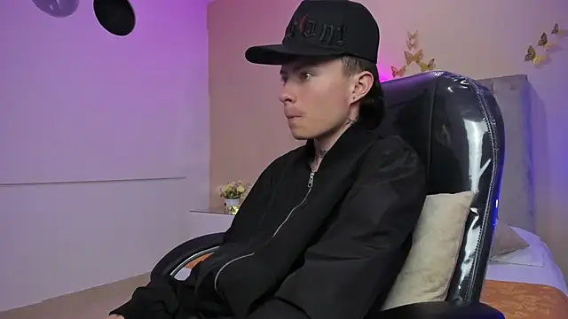 Nascary_Fox's cam snapshot