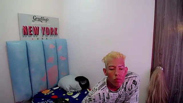 Taylerr_19's cam snapshot