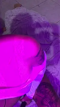 Luna-Chann's cam snapshot