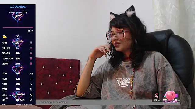 Lia_Carter_'s cam snapshot