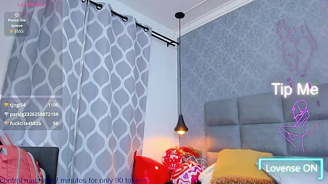 emilyy_r live sex cam